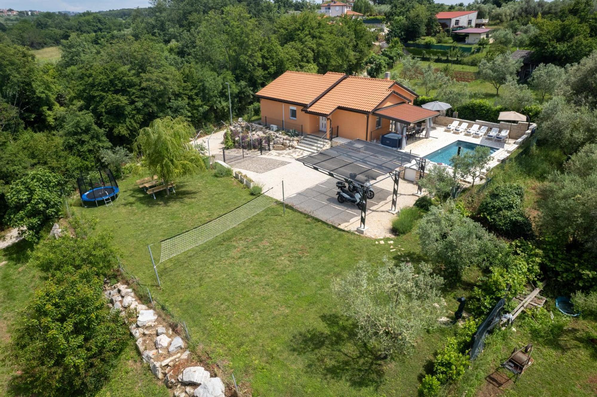 Villa Pendolina With Private Pool Buje Exterior photo